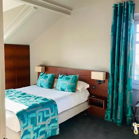 Hotel La Renaissance 4*