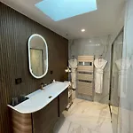 La Renaissance Hotel 4*