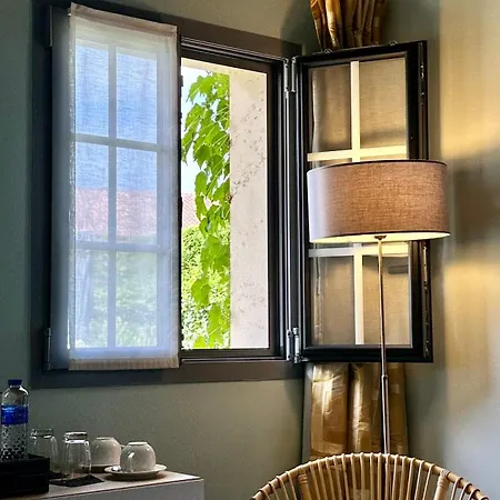 La Renaissance Hotel 4*