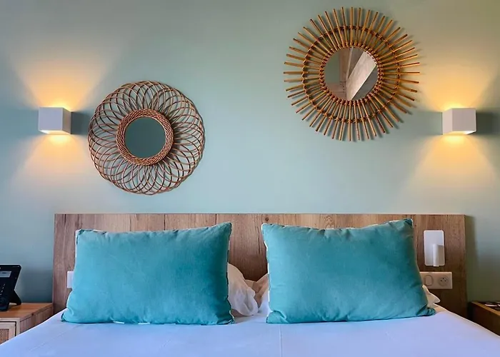 La Renaissance Hotel