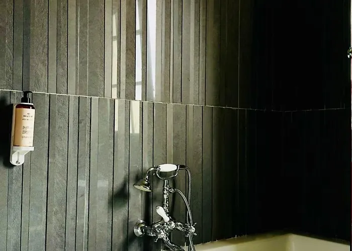 Отель La Renaissance 4*